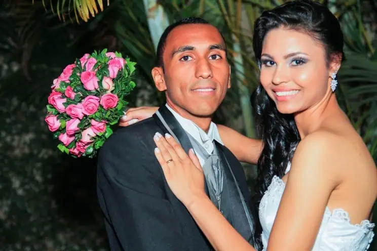 How to prepare for a brother-sister dance at a wedding