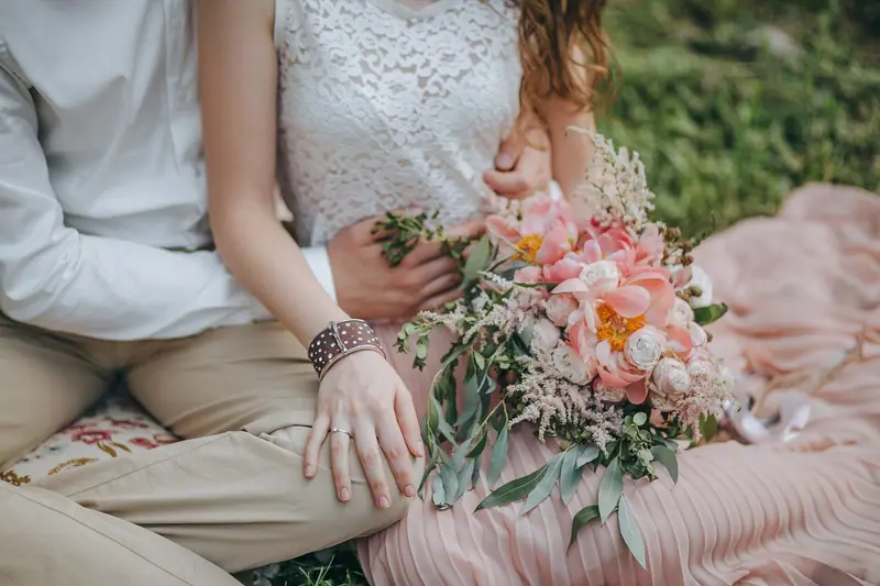 What are the main wedding styles?