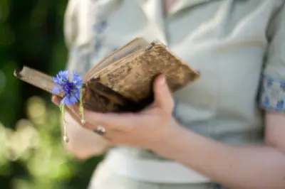 Examples of Aunt to Niece Wedding Poems